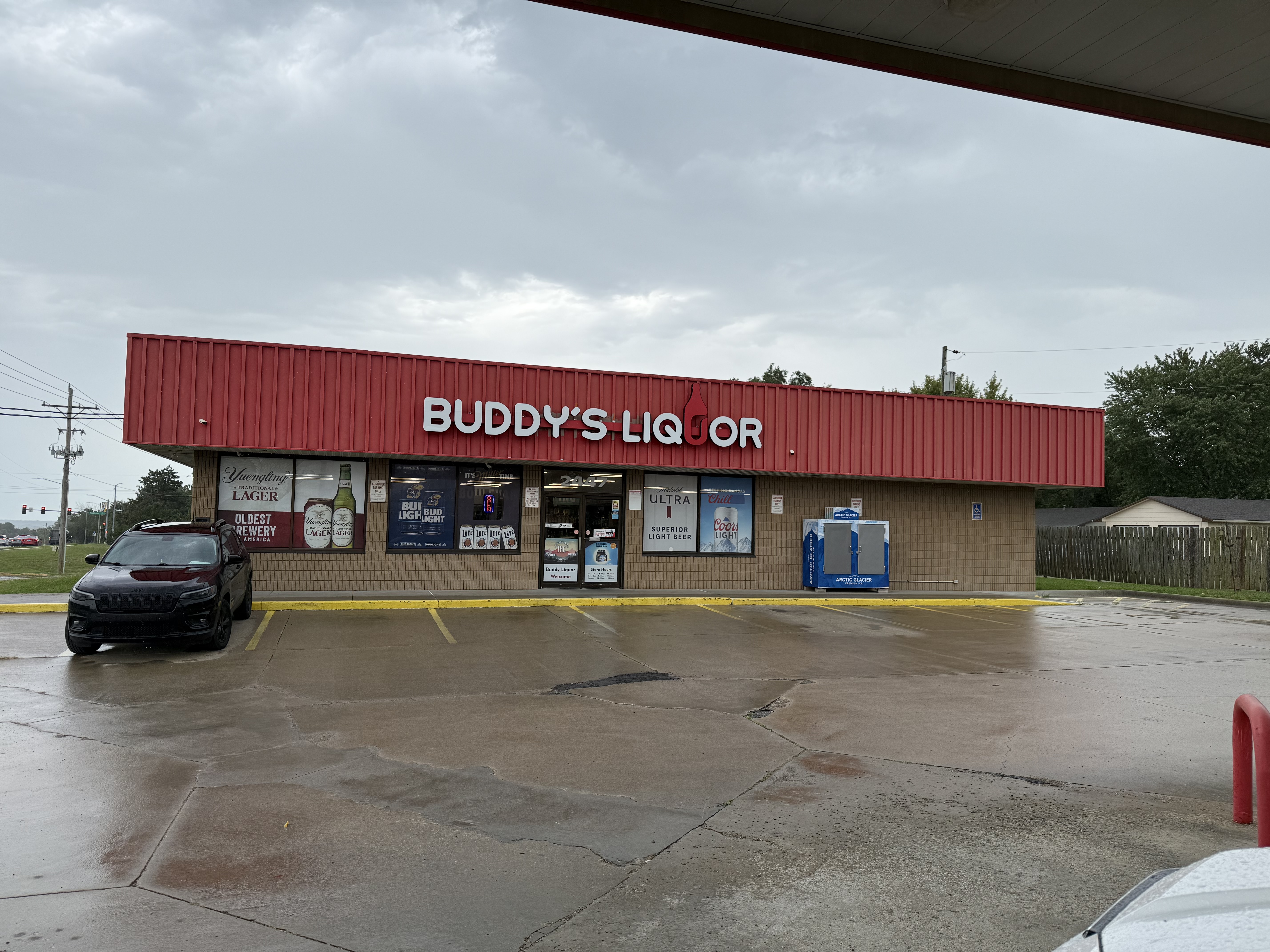 BudgetCoinz Bitcoin ATM at Buddys Liquor in Lawrence, Kansas - 2447 W 6th St, Lawrence, KS 66049