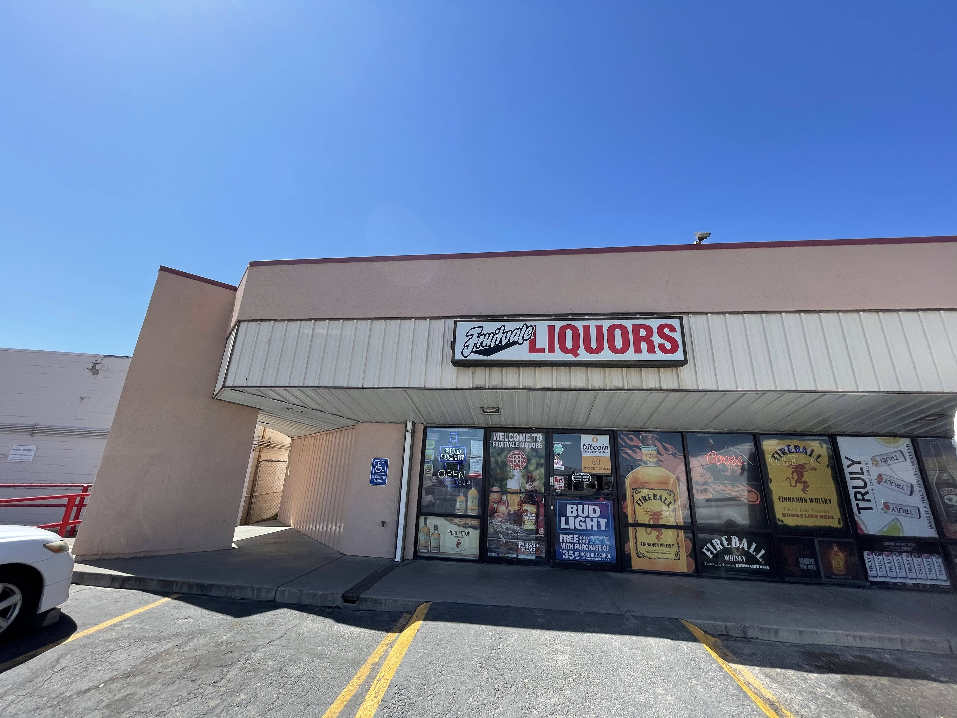BudgetCoinz Bitcoin ATM at FRUITVALE LIQUORS in Grand Junction, Colorado - 505 30 Rd, Grand Junction, CO 81504
