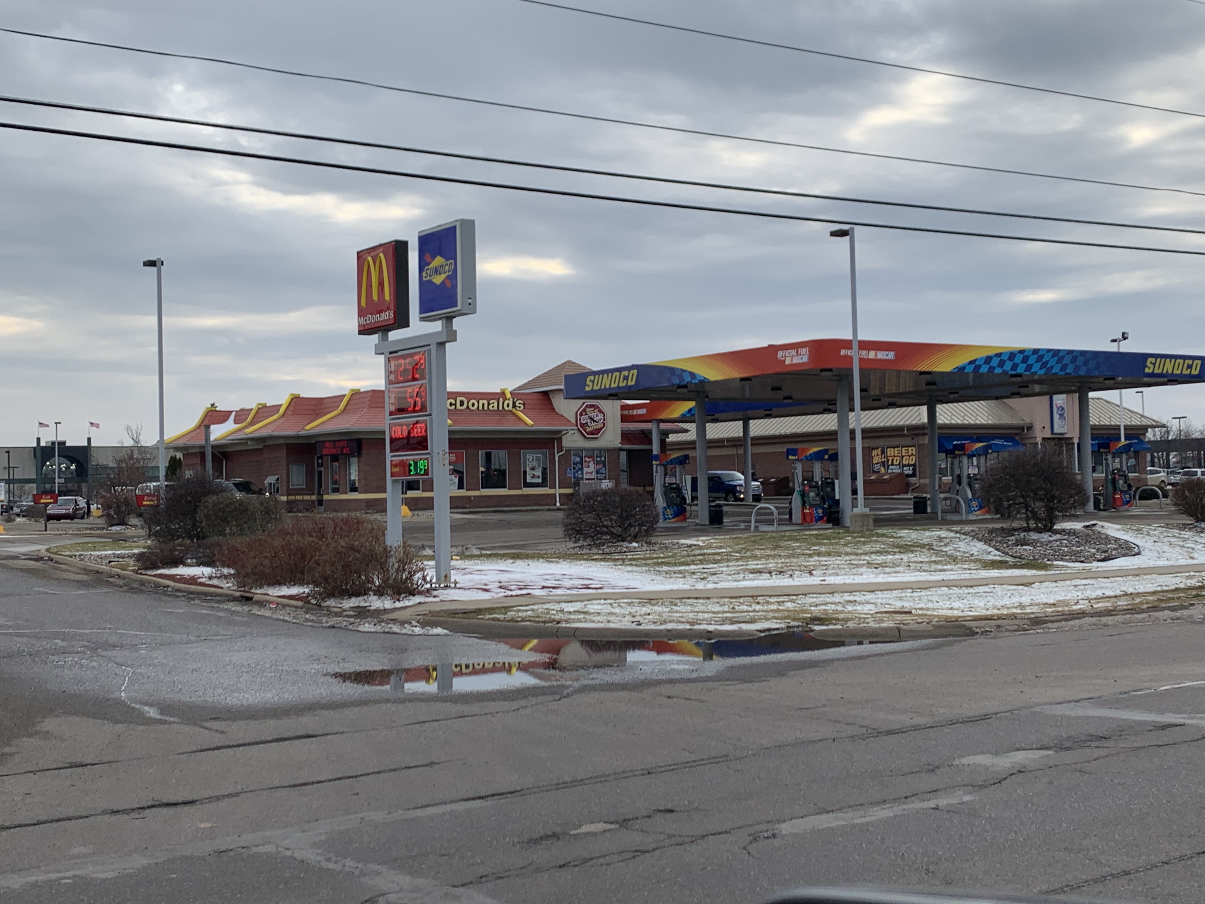 Bitcoin ATMs in Lansing, MI - 3 Locations | BudgetCoinz