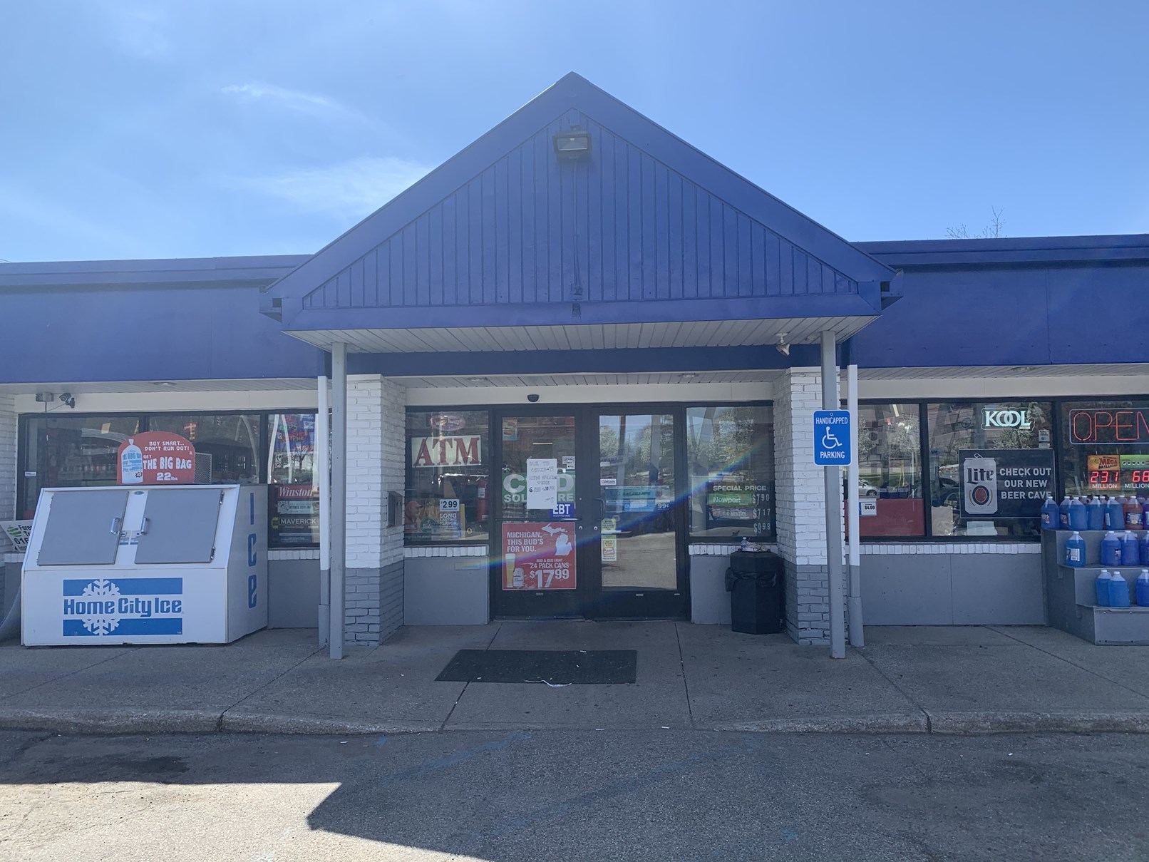 BudgetCoinz Bitcoin ATM at MARATHON GAS STATION in Grand rapids, Michigan - 777 44th St SE, Grand Rapids, MI 49548